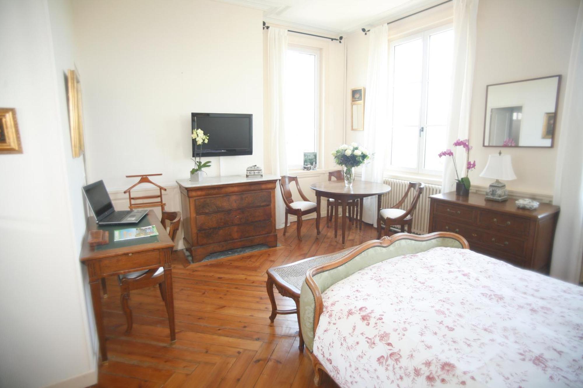 Chambres D'Hotes Autour De La Rose Honfleur Eksteriør billede
