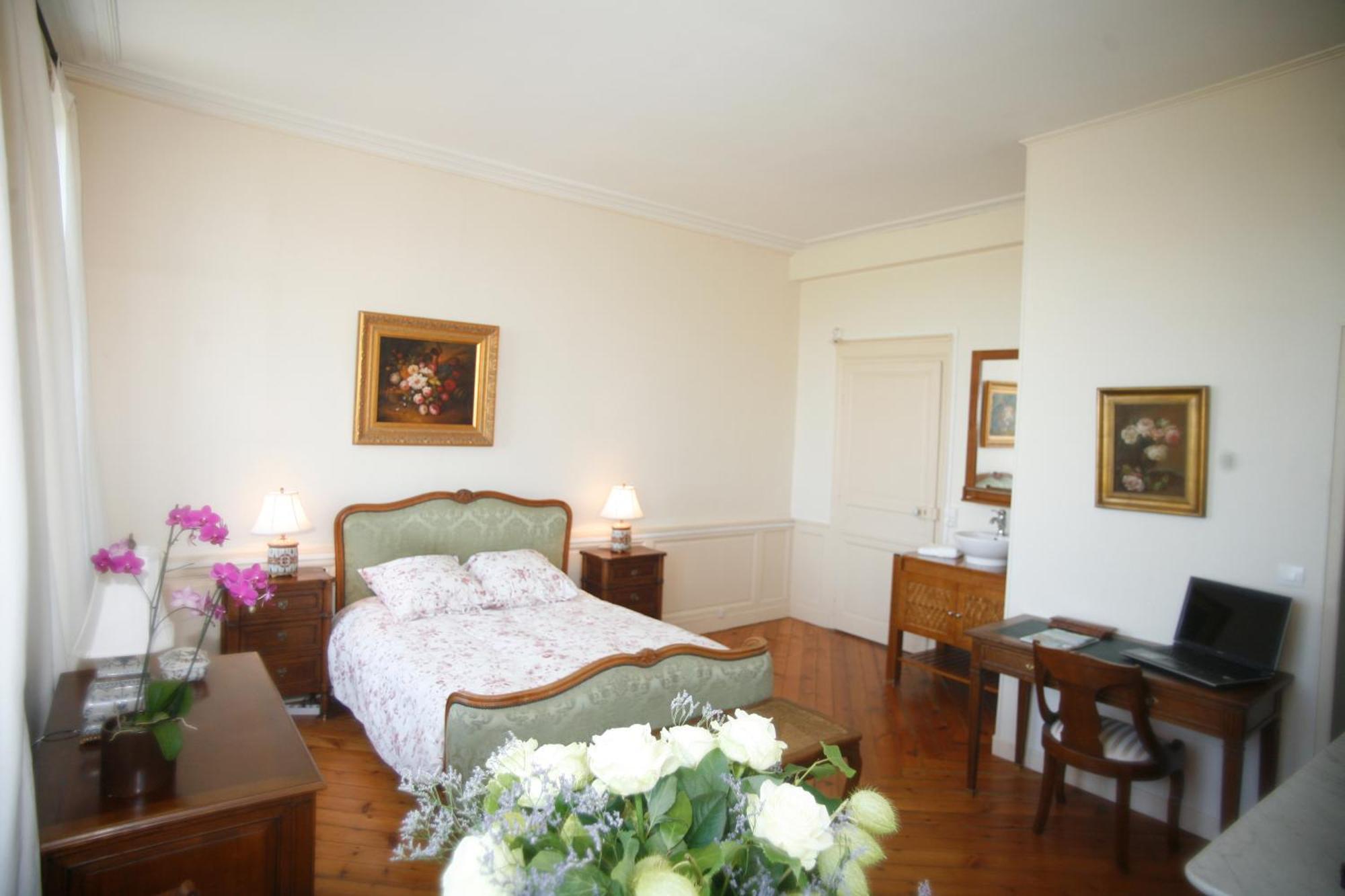 Chambres D'Hotes Autour De La Rose Honfleur Eksteriør billede